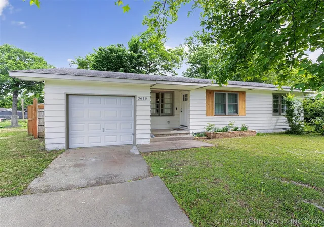 Photo 1 of Single family home for sale at 3618 Henrietta Ave, Bartlesville, OK 74006 | MLS# 2615782 | Listing updated on 2026-08-28