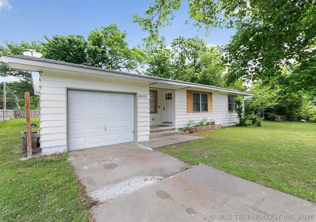 Photo 2 of Single family home for sale at 3618 Henrietta Ave, Bartlesville, OK 74006 | MLS# 2615782 | Listing updated on 2026-08-28