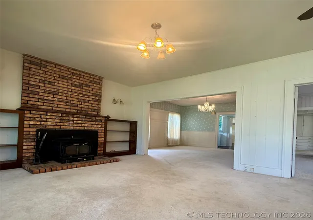 Homes for sale in Henryetta, OK | 803 W Moore St, Henryetta, OK 74437 | MLS# 2616017