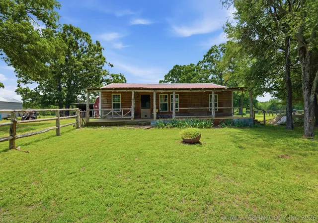 Homes for sale in Gore, OK | 448672 1011 Rd, Gore, OK 74435 | MLS# 2616037