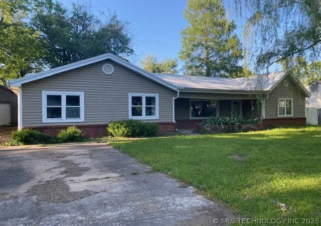 Photo 1 of Sale Pending at 2216 Sallie St, Muskogee, OK 74403 | MLS# 2610639 | Listing updated on 2026-08-20
