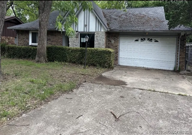Photo 1 of Sale Pending at 7414 S 72nd East Ave, Tulsa, OK 74133 | MLS# 2616063 | Listing updated on 2026-08-20