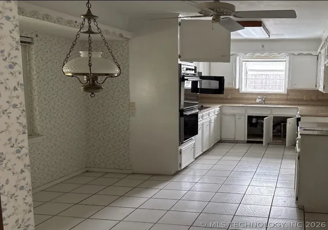 Photo 2 of Sale Pending at 7414 S 72nd East Ave, Tulsa, OK 74133 | MLS# 2616063 | Listing updated on 2026-08-20