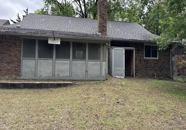 Photo 3 of Sale Pending at 7414 S 72nd East Ave, Tulsa, OK 74133 | MLS# 2616063 | Listing updated on 2026-08-20