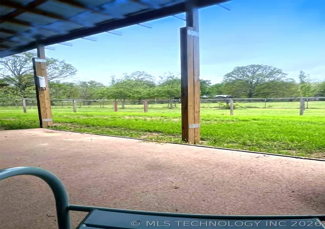 Photo 4 of Single family home for sale at 18756 E 690 Road, Tahlequah, OK 74464 | MLS# 2616059 | Listing updated on 2026-05-18