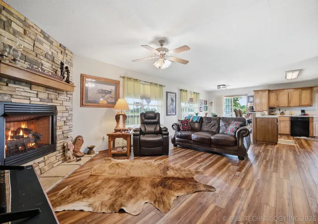 Photo 4 of Single family home for sale at 11964 Ns 3590, Seminole, OK 74868 | MLS# 2614373 | Listing updated on 2026-08-20