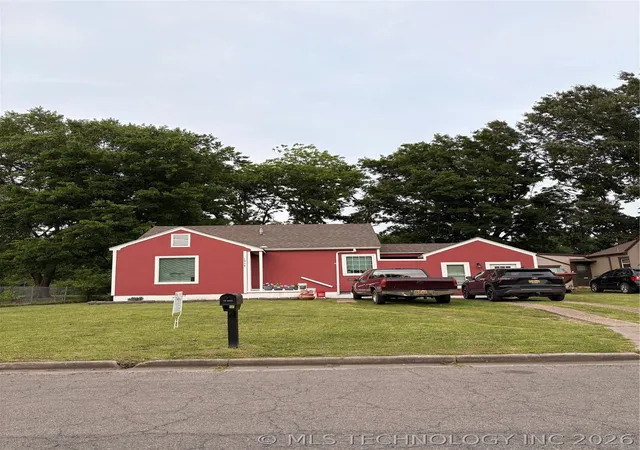 Photo 1 of Sale Pending at 1314 Walnut St, Muskogee, OK 74403 | MLS# 2616030 | Listing updated on 2026-08-20