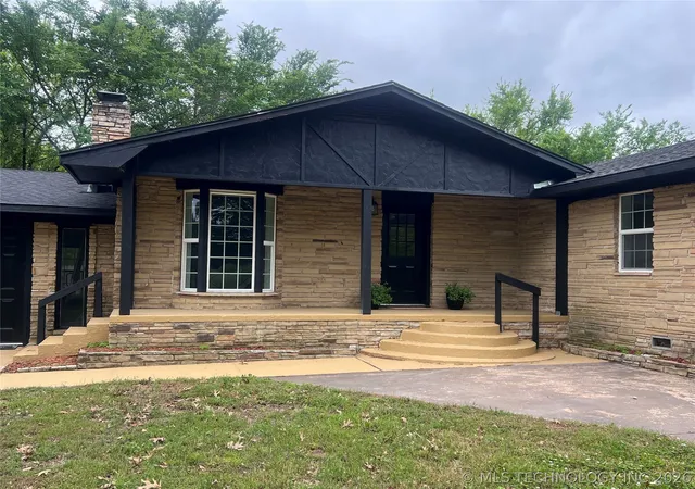 Photo 3 of Single family home for sale at 563 W Chambers Rd, Mc Alester, OK 74501 | MLS# 2616118 | Listing updated on 2026-08-23