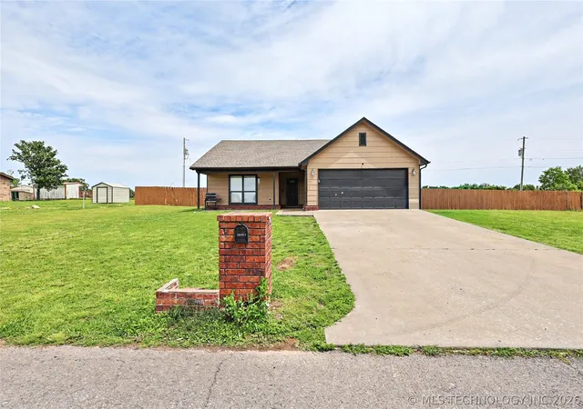 Photo 3 of Single family home for sale at 13070 Windchester Dr, Tahlequah, OK 74464 | MLS# 2615583 | Listing updated on 2026-08-24