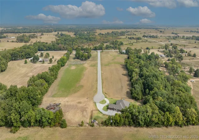 Photo 4 of Sale Pending at 24066 W 3983 Drive, Bartlesville, OK 74006 | MLS# 2616203 | Listing updated on 2026-08-25