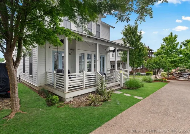 Homes for sale in Carlton Landing, OK | 40 Center Ln N, Carlton Landing, OK 74432 | MLS# 2616222