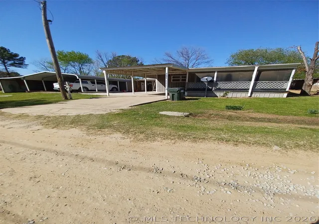 2nd image of 416747 Delaware Dr, Checotah, OK 74426 | MLS# 2616260