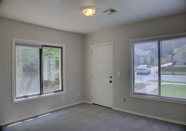 3rd image of 707 N Xanthus Ave, Tulsa, OK 74110 | MLS# 2616176