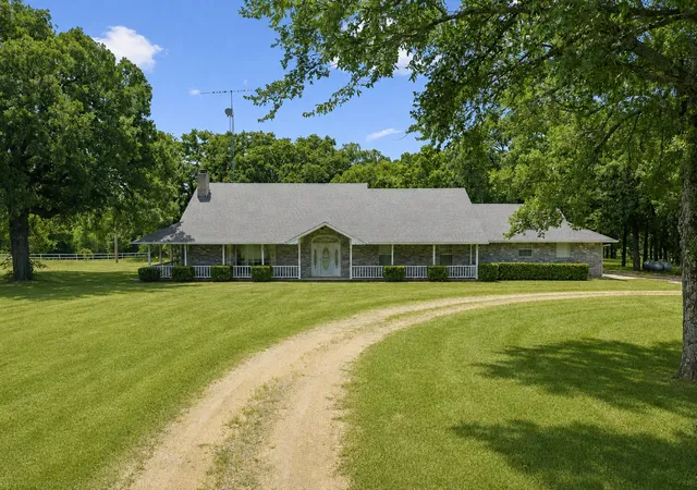 Photo 1 of Single family home for sale at 11567 Renick, Marietta, OK 73448 | MLS# 2616266 | Listing updated on 2026-08-20