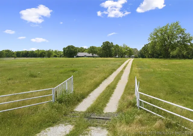 Photo 2 of Single family home for sale at 11567 Renick, Marietta, OK 73448 | MLS# 2616266 | Listing updated on 2026-08-20
