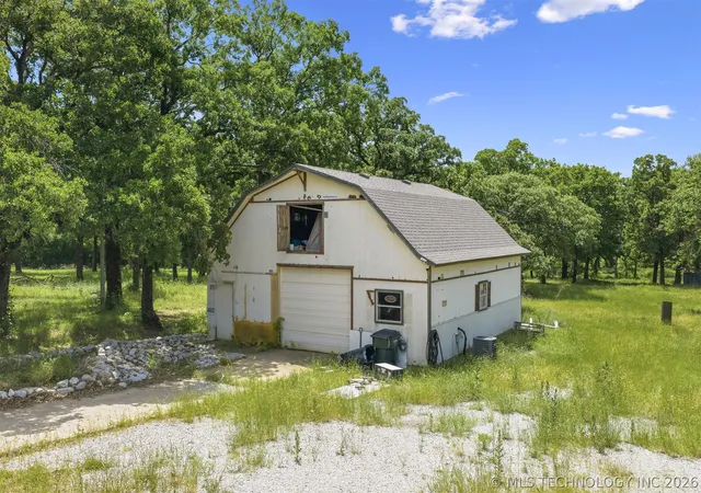 Photo 3 of Single family home for sale at 11567 Renick, Marietta, OK 73448 | MLS# 2616266 | Listing updated on 2026-08-20