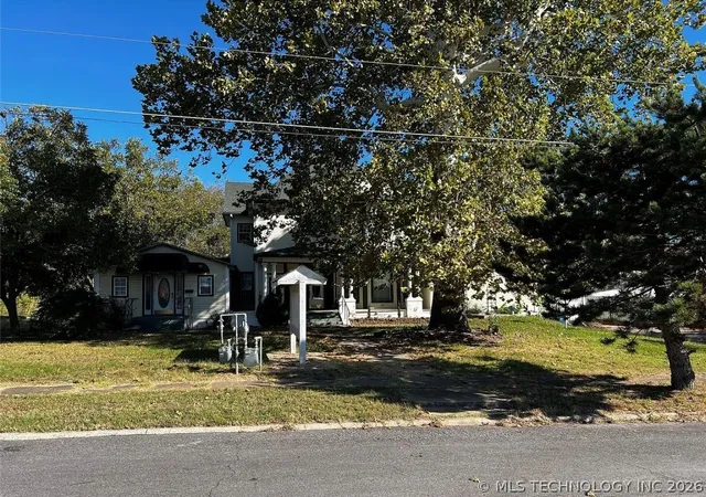 Homes for sale in Atoka, OK | 311 E A St, Atoka, OK 74525 | MLS# 2616312