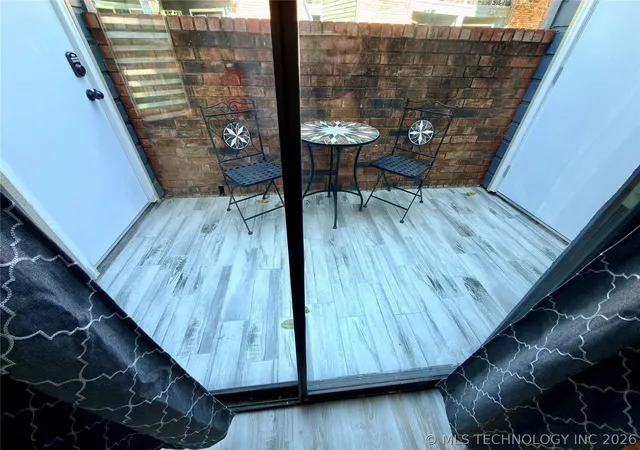 2nd image of 6737 S Peoria Ave, Tulsa, OK 74136
