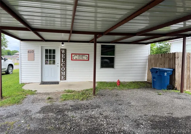 Homes for sale in Krebs, OK | 610 W Washington Ave, Krebs, OK 74501 | MLS# 2616342