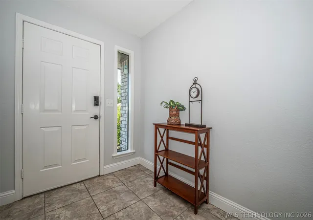 Photo 3 of Single family home for sale at 1201 John Rd, Ardmore, OK 73401 | MLS# 2614135 | Listing updated on 2026-08-20