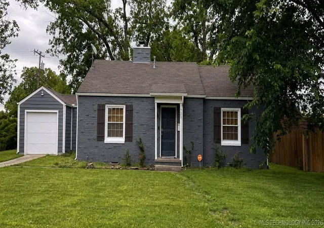 1st image of 723 N Knoxville Ave, Tulsa, OK 74115 | MLS# 2616126