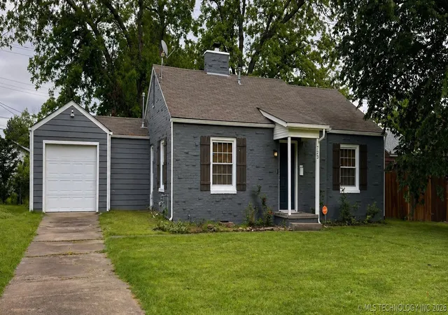2nd image of 723 N Knoxville Ave, Tulsa, OK 74115 | MLS# 2616126