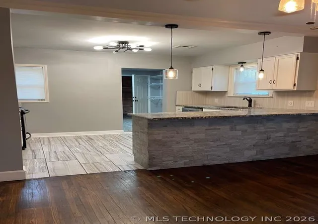 4th image of 723 N Knoxville Ave, Tulsa, OK 74115 | MLS# 2616126