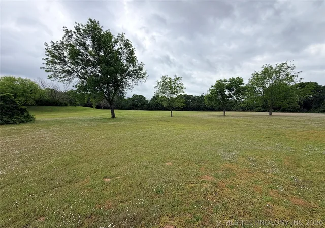 Homes for sale in Henryetta, OK | 29663 S 225 Rd, Henryetta, OK 74437 | MLS# 2616376