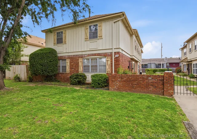 Homes for sale in Tulsa, OK | 6152 S Madison Pl #C, Tulsa, OK 74136 | MLS# 2616080