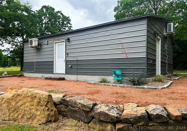 3rd image of 30 Arroyo Dr, Canadian, OK 74425 | MLS# 2616425