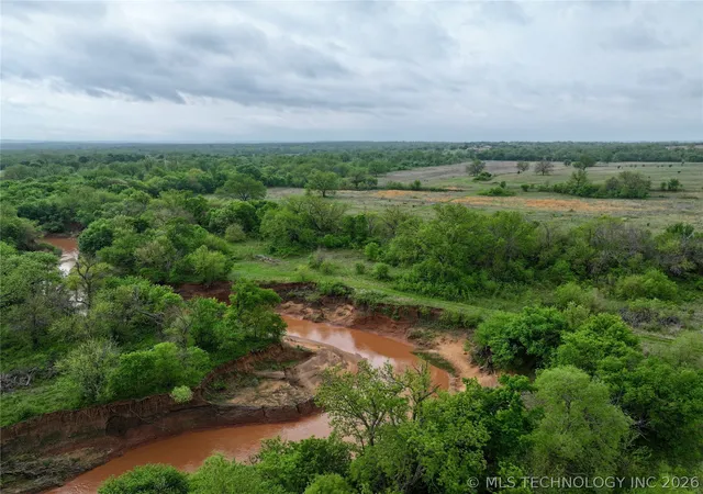 Homes for sale in Elmore City, OK | 22099 E County Road 1710 Road, Elmore City, OK 73433 | MLS# 2615668