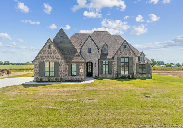 Homes for sale in Glenpool, OK | 16505 S 4th Eastplace, Glenpool, OK 74033 | MLS# 2616310
