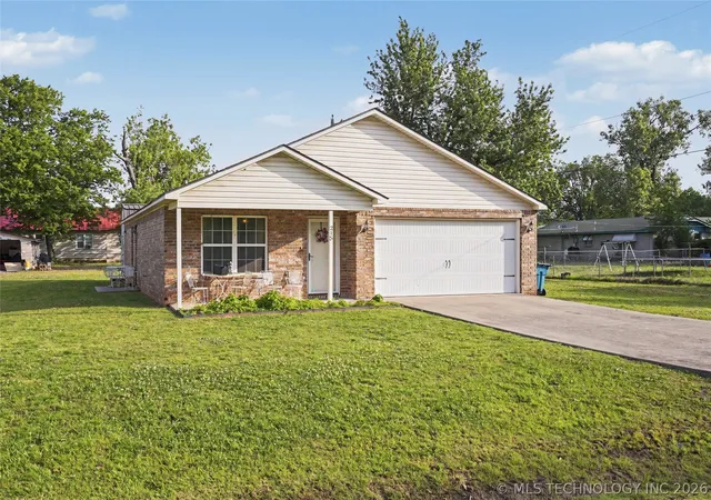 Homes for sale in Inola, OK | 205 1St St Se, Inola, OK 74036 | MLS# 2616518