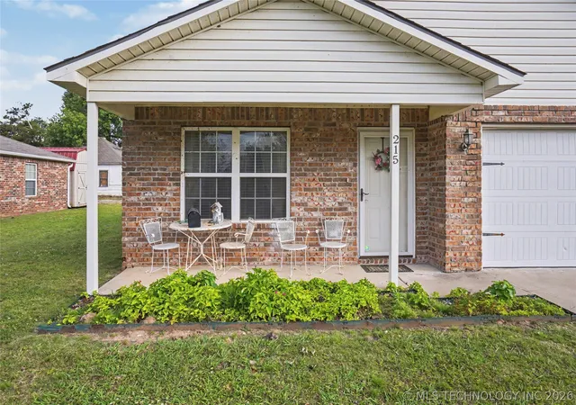Homes for sale in Inola, OK | 205 1St St Se, Inola, OK 74036 | MLS# 2616518