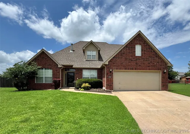 Homes for sale in Owasso, OK | 14901 E 87th Pl N, Owasso, OK 74055 | MLS# 2615945