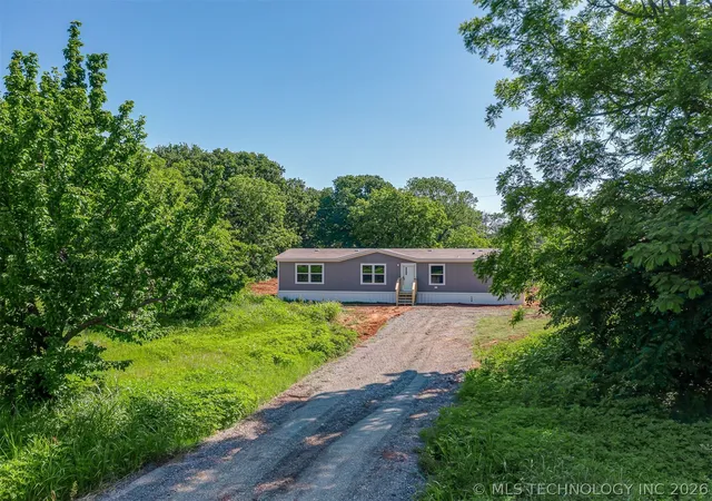 Homes for sale in Wynnewood, OK | 8788 Hwy 77 N, Wynnewood, OK 73098 | MLS# 2616431