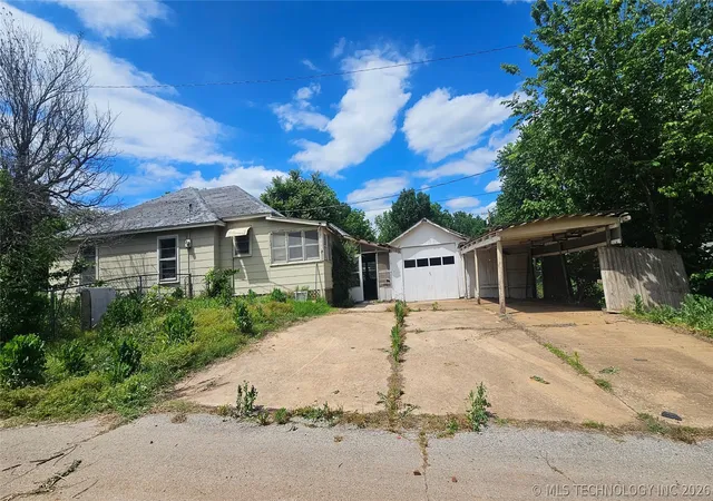 Photo 3 of Sale Pending at 401 N Vine Ave, Cleveland, OK 74020 | MLS# 2616635 | Listing updated on 2026-09-26