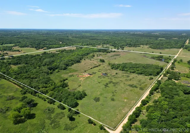4th image of 0001 N 376 Rd, Atwood, OK 74827 | MLS# 2616664