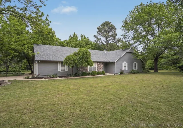 Homes for sale in Claremore, OK | 2314 Cornerstone Ave, Claremore, OK 74017 | MLS# 2616678