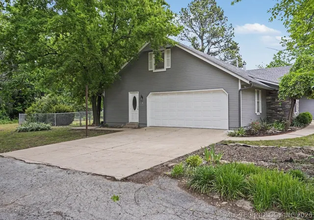 Homes for sale in Claremore, OK | 2314 Cornerstone Ave, Claremore, OK 74017 | MLS# 2616678