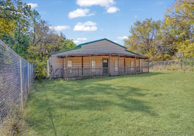 Homes for sale in Mead, OK | 136 Pine St, Mead, OK 73449 | MLS# 2616719