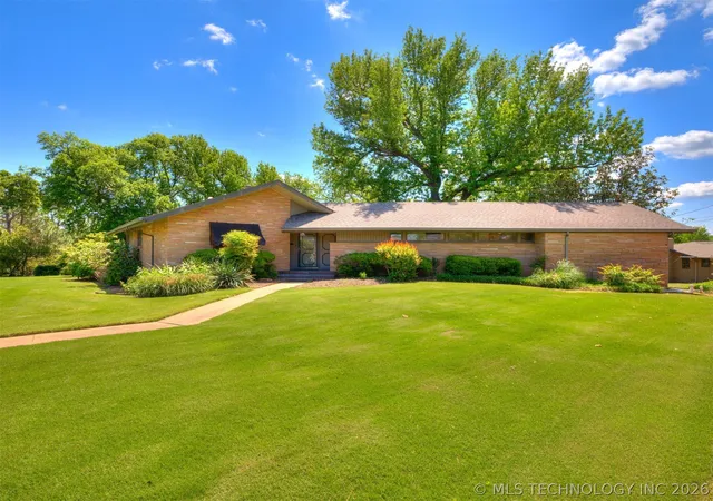 Photo 3 of Single family home for sale at 1420 E Fairview Ave, Sapulpa, OK 74066 | MLS# 2616334 | Listing updated on 2026-08-20