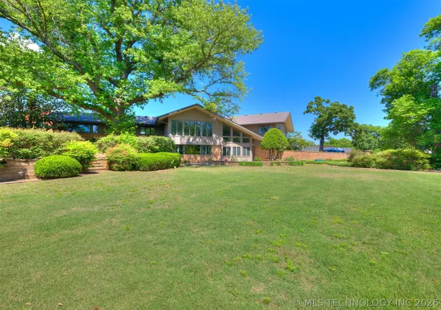 Photo 3 of Single family home for sale at 1420 E Fairview Ave, Sapulpa, OK 74066 | MLS# 2616334 | Listing updated on 2026-08-20