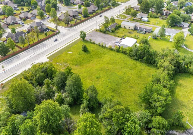 3rd image of 9930 N Garnett Rd, Owasso, OK 74055 | MLS# 2616770
