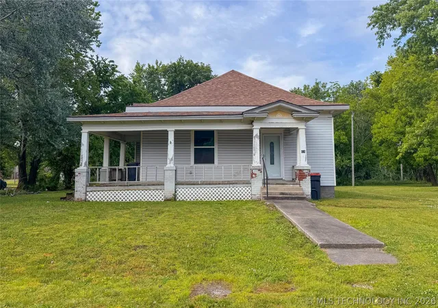 Photo 1 of Single family home for sale at 414 W 7th Street, Chelsea, OK 74016 | MLS# 2616624 | Listing updated on 2026-10-01