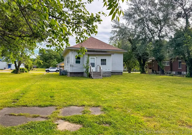 Photo 25 of Single family home for sale at 414 W 7th Street, Chelsea, OK 74016 | MLS# 2616624 | Listing updated on 2026-10-01