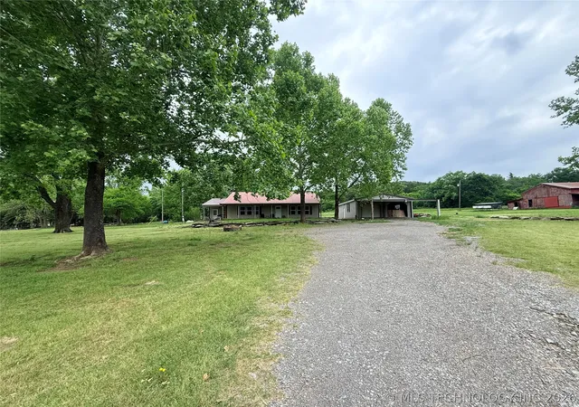 Homes for sale in Fort Gibson, OK | 2002 Cedar Bluff Rd, Fort Gibson, OK 74434 | MLS# 2616775