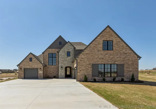 Photo 1 of Single family home for sale at 10926 N 86th Eastcourt, Owasso, OK 74055 | MLS# 2616782 | Listing updated on 2026-08-20