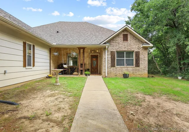 Photo 2 of Single family home for sale at 6644 Black Oak Trl, Kingston, OK 73439 | MLS# 2616783 | Listing updated on 2026-08-20