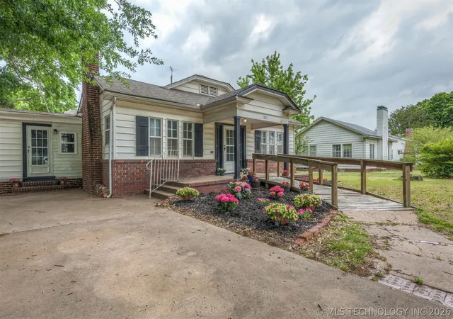 Photo 4 of Single family home for sale at 1901 E 9th Street, Okmulgee, OK 74447 | MLS# 2615590 | Listing updated on 2026-10-01